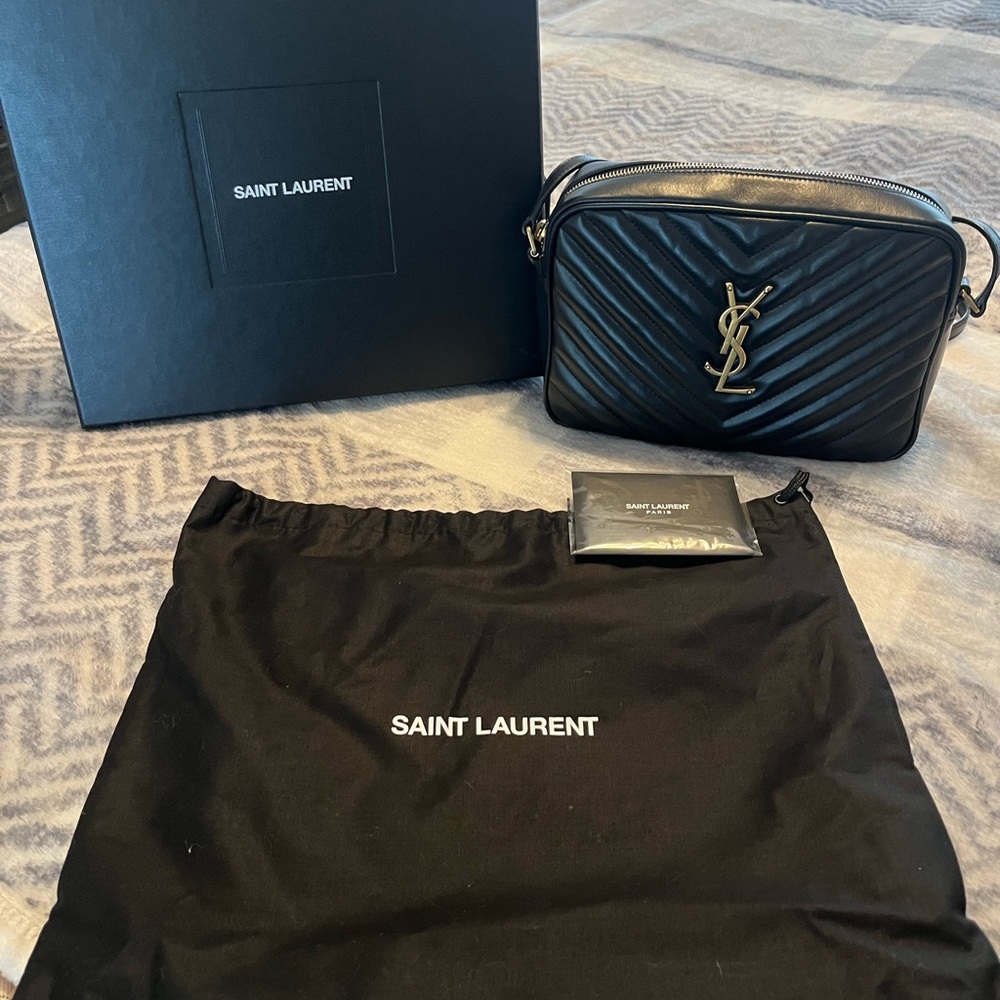 Saint Laurent Black Chevron Crossbody with Gold Logo - Picture 1 of 15